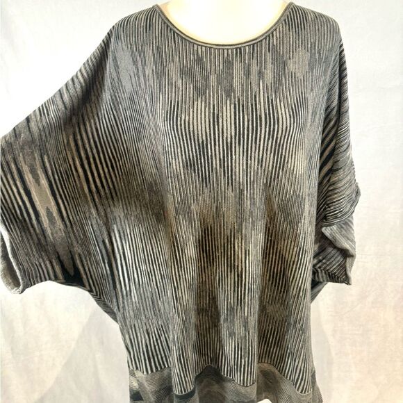 Coldwater creek black and cream dolman sleeve knit sweater top size 1X - Picture 3 of 6